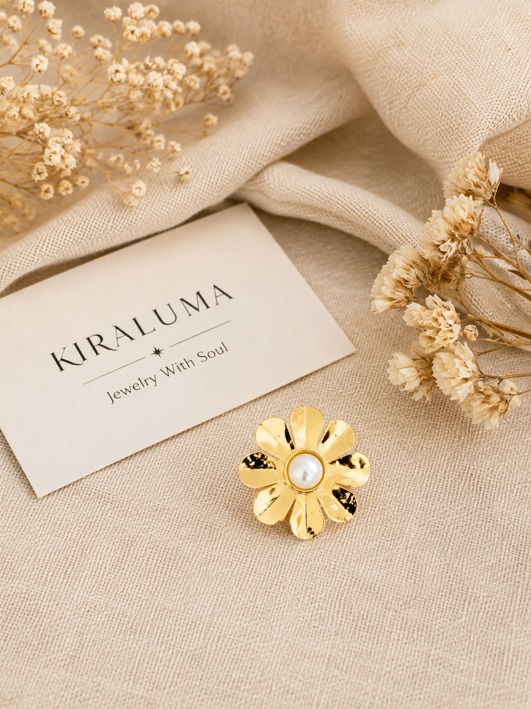 Golden Daisy Pearl Ring