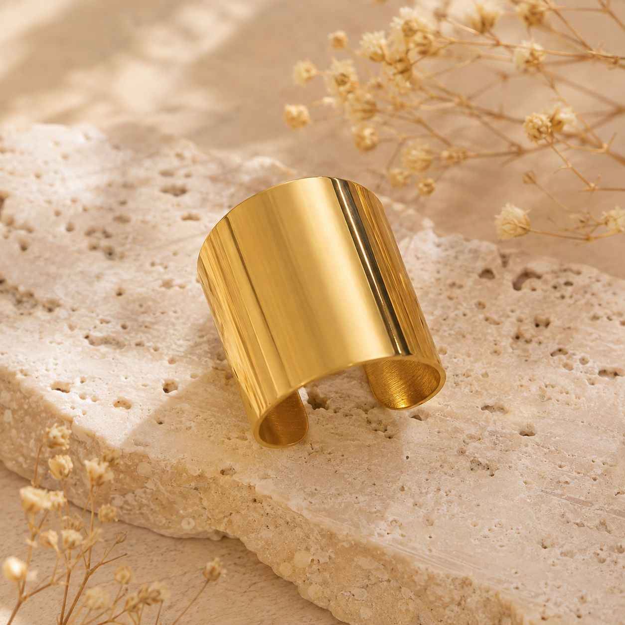 Golden Sculpt Ring