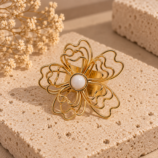 Golden Wire Bloom Ring