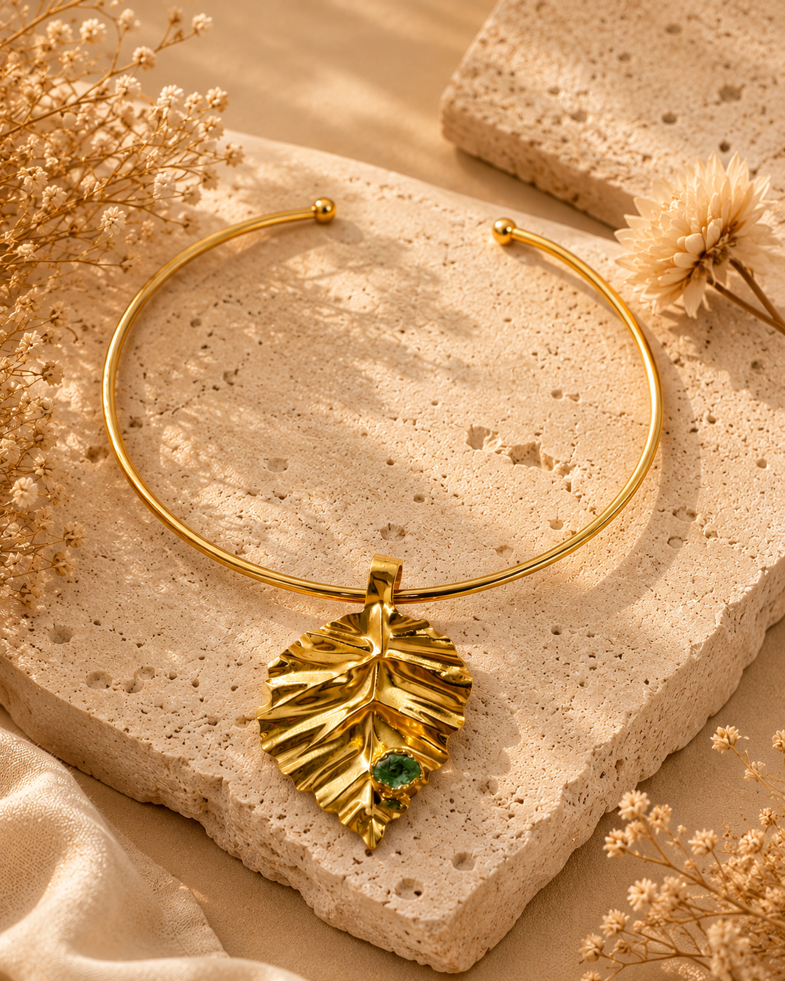 Verdant Leaf Choker