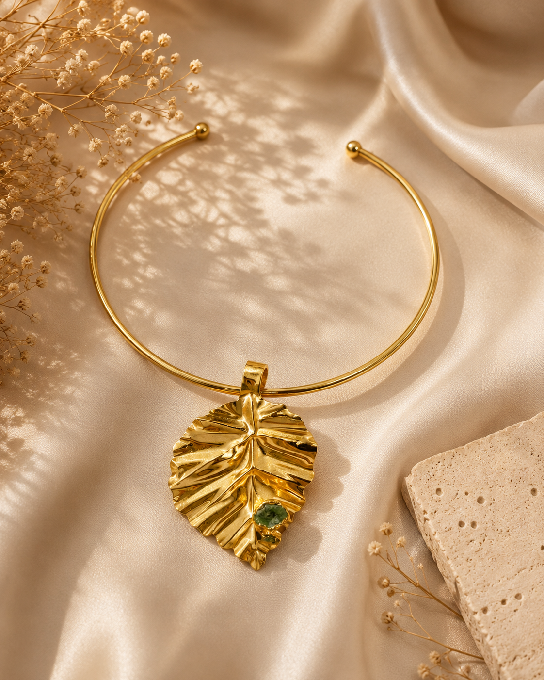 Verdant Leaf Choker