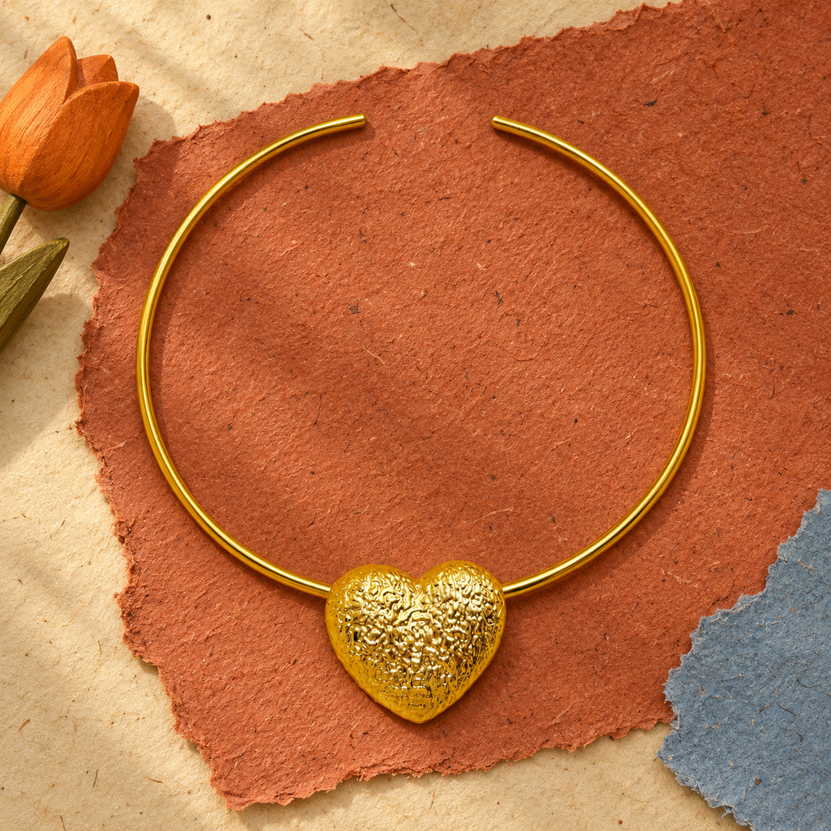 Golden Casting Heart Choker