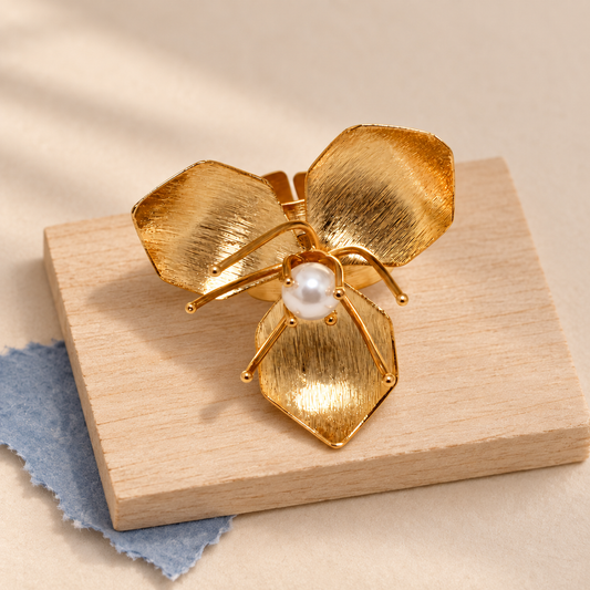 Golden Trillium Pearl Ring
